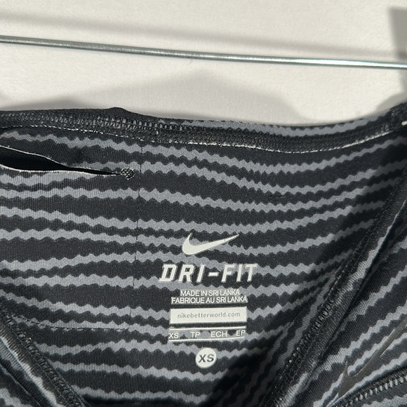 Nike Dri-Fit Black & Grey Striped Athletic Leggings - Picture 8 of 8